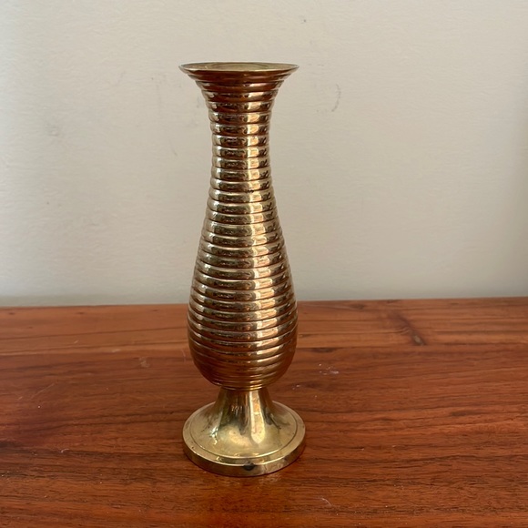 Accents Vintage Brass Bud Vase Candlestick Candle Holder Ribbed